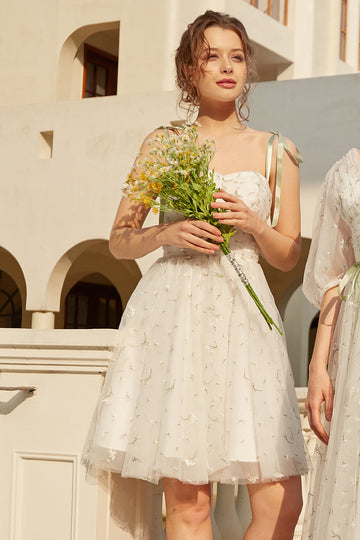 Élégantes Spaghetti Straps Blanche Robe de cocktail avec Broderie